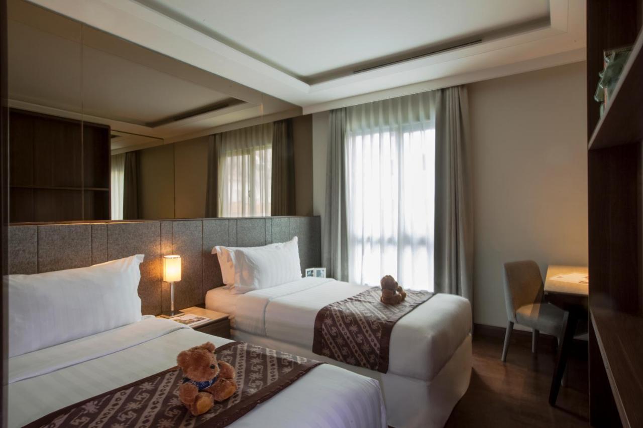 Ascott Waterplace Surabaya Exteriör bild